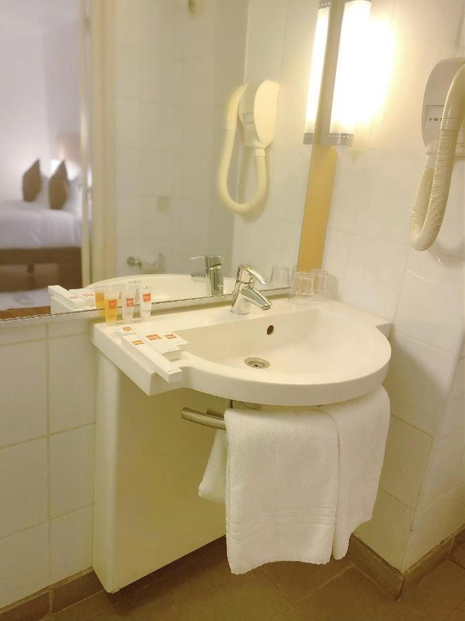 Ibis Lagos Икея Экстерьер фото