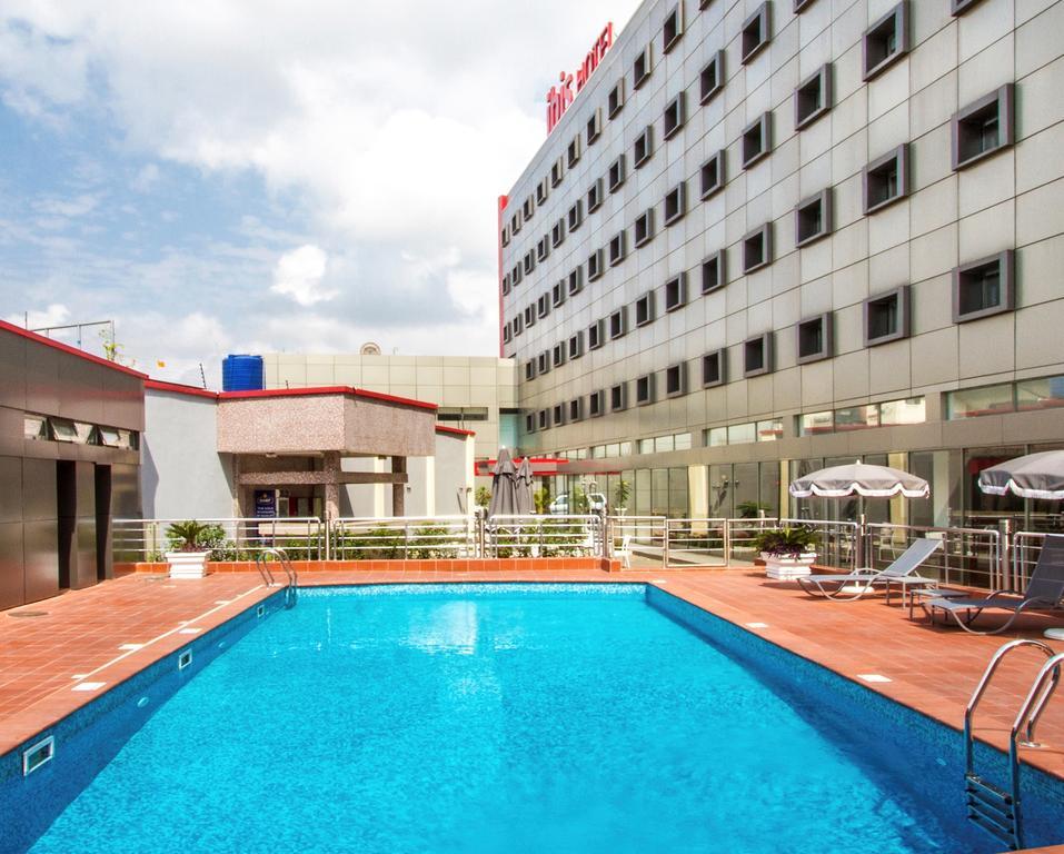 Ibis Lagos Икея Экстерьер фото