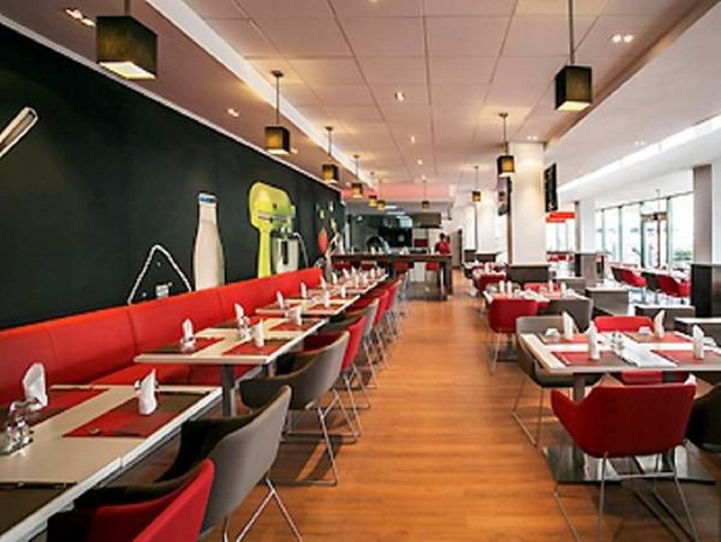 Ibis Lagos Икея Экстерьер фото