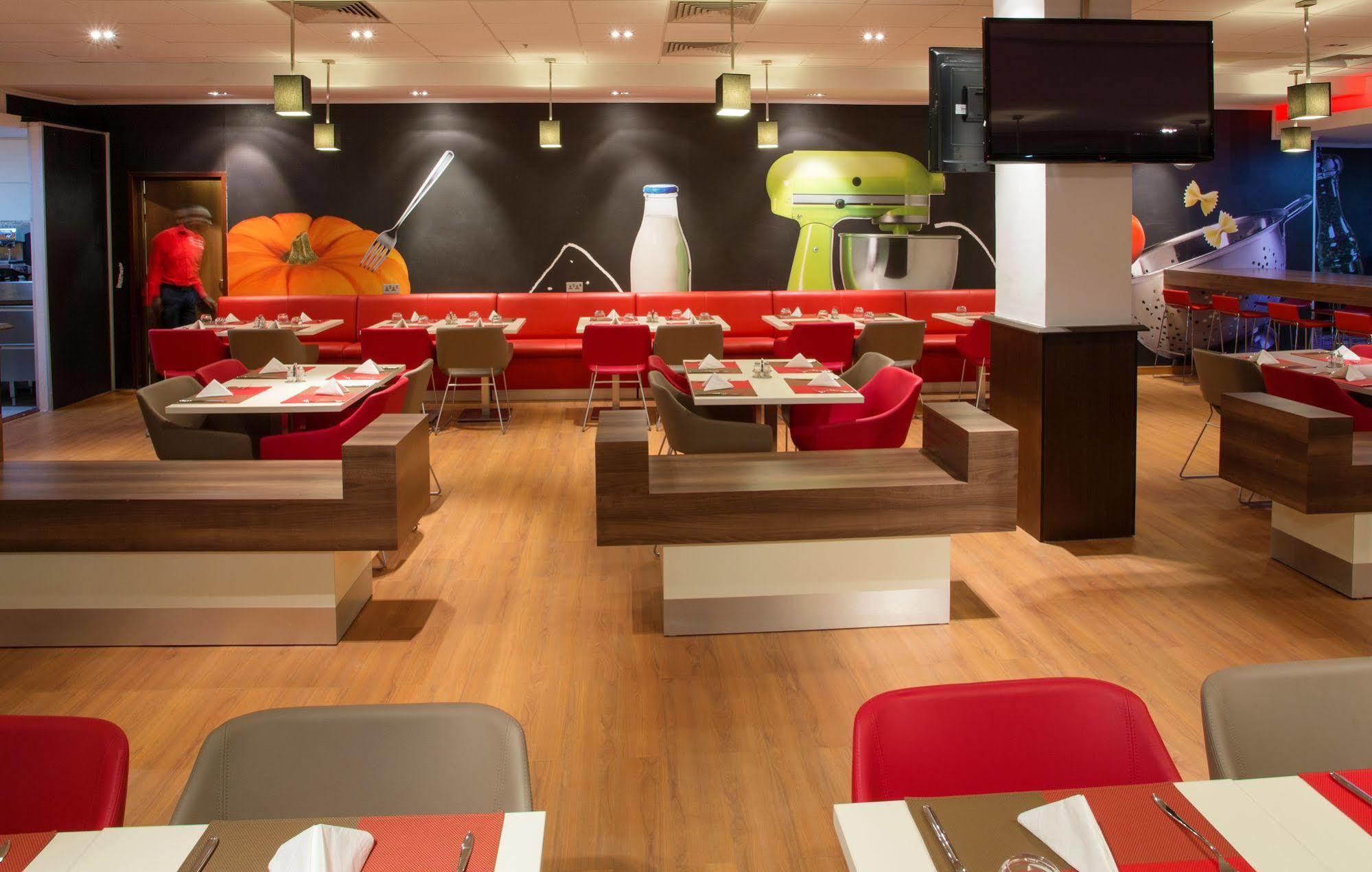 Ibis Lagos Икея Экстерьер фото