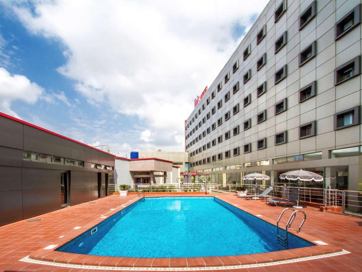 Ibis Lagos Икея Экстерьер фото
